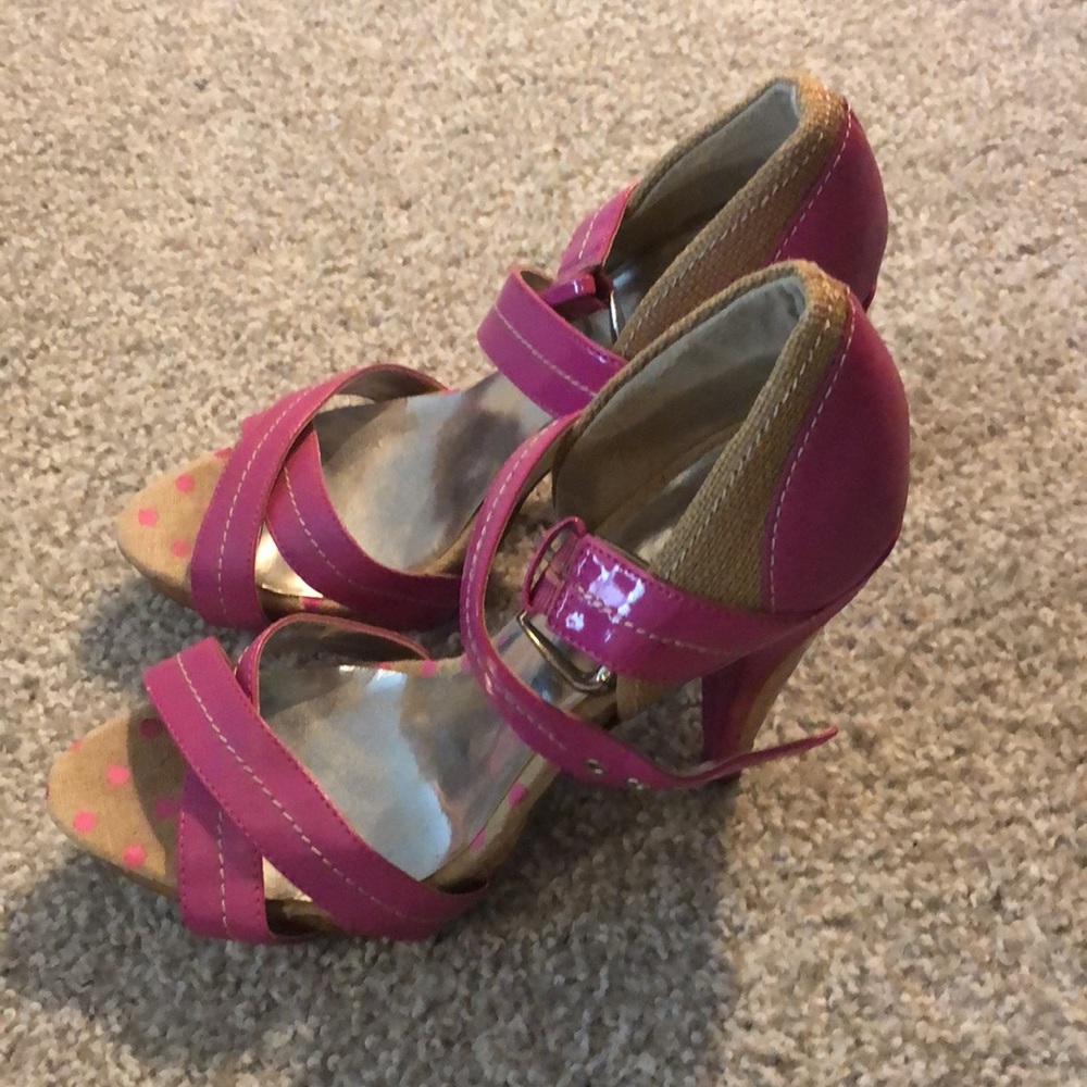 Charles By Charles David Hot Pink / Tan Heels